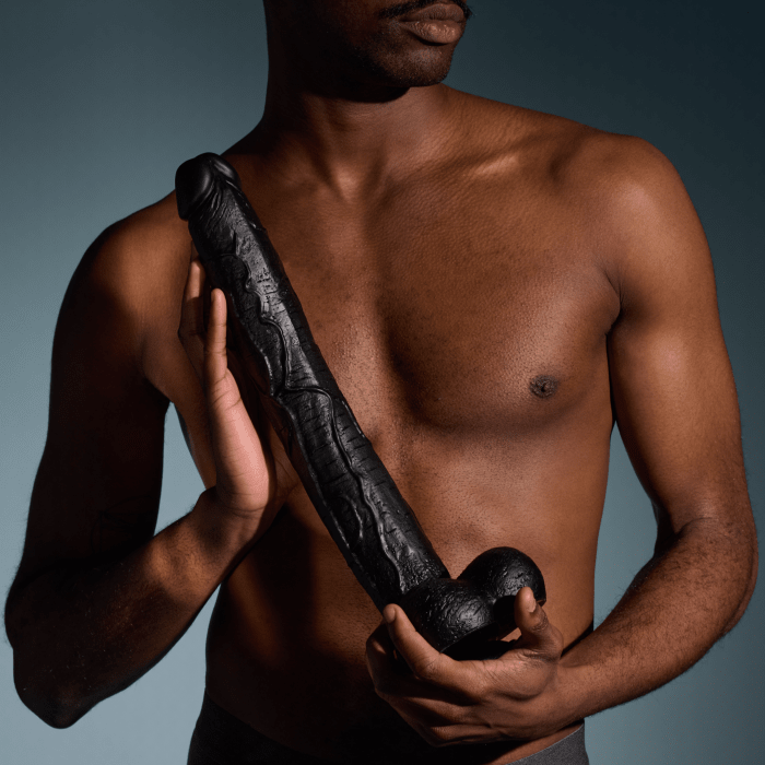 XXL Deep Dildo by Closet